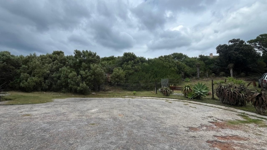 Commercial Property for Sale in Paradise Beach Eastern Cape